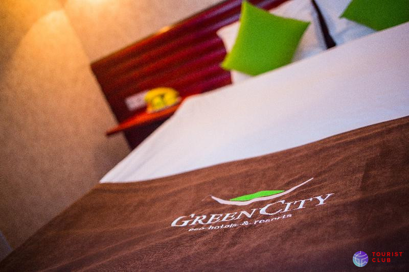 Green City - фото отеля