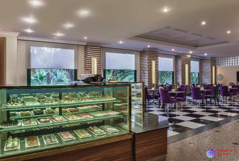Delphin Deluxe Resort - фото отеля