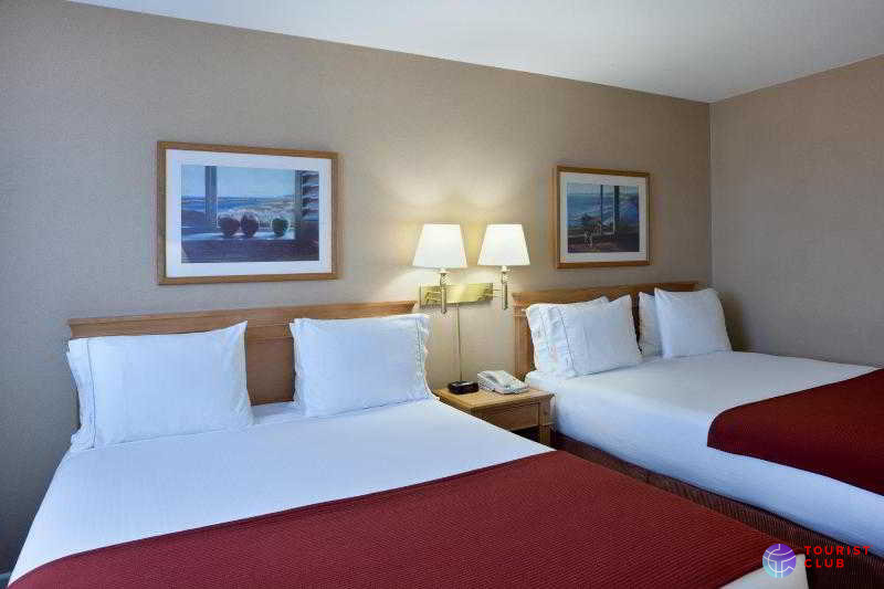 Holiday Inn Express Vancouver Airport-Richmond - фото отеля