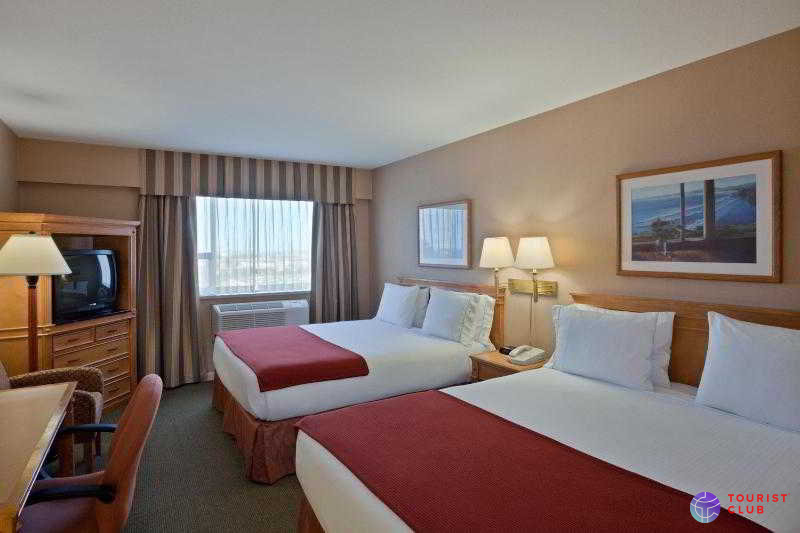 Holiday Inn Express Vancouver Airport-Richmond - фото отеля