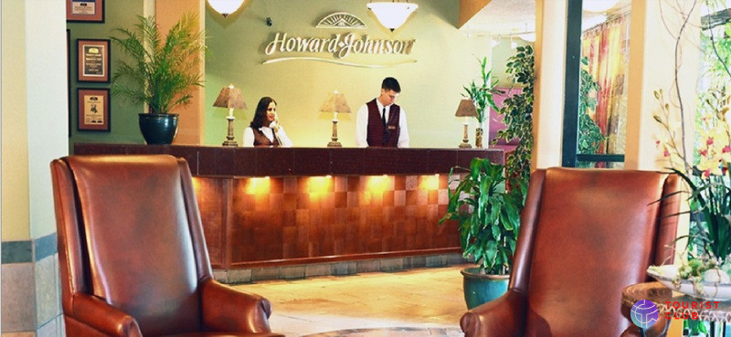 Howard Johnson Vancouver - фото отеля