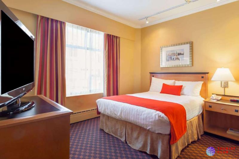 Howard Johnson Vancouver - фото отеля