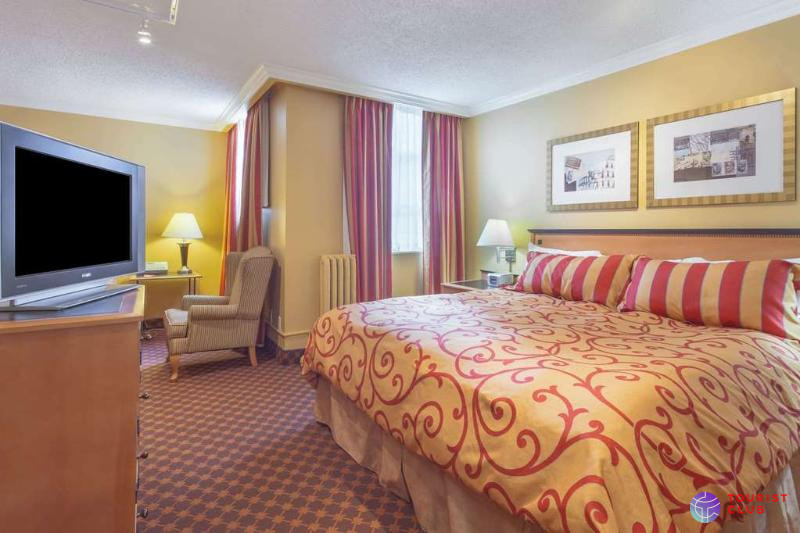 Howard Johnson Vancouver - фото отеля