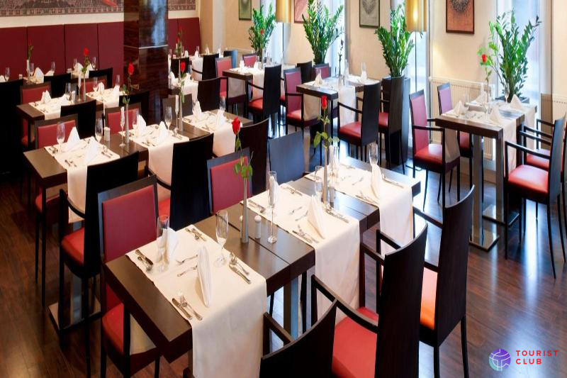 Отель Holiday Inn Trnava