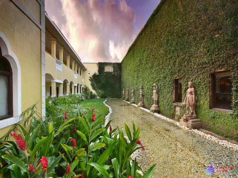 The Lalit Golf & Spa Resort Goa - фото отеля