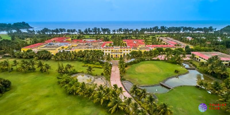 The Lalit Golf & Spa Resort Goa - фото отеля