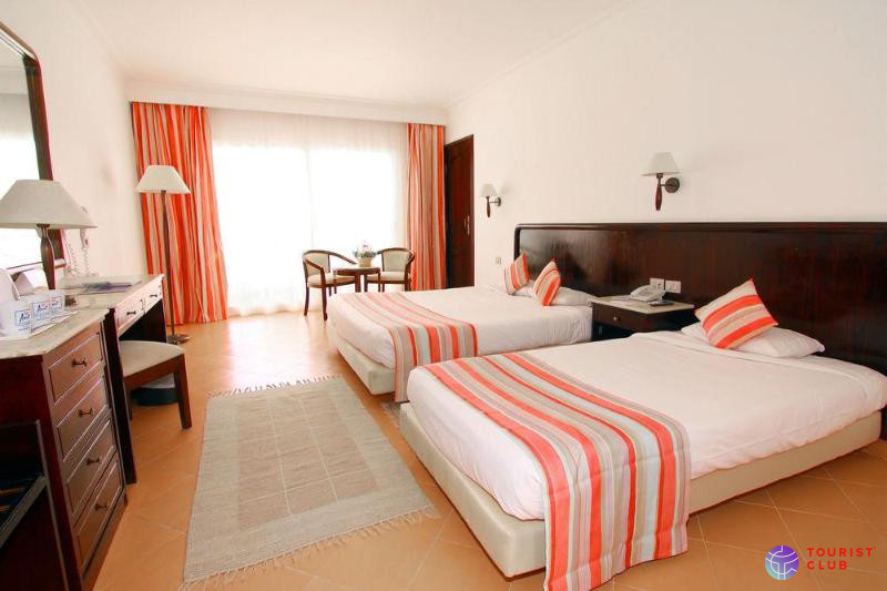 Royal Azur Resort - фото отеля