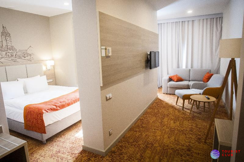 Holiday Inn Kaliningrad - фото отеля