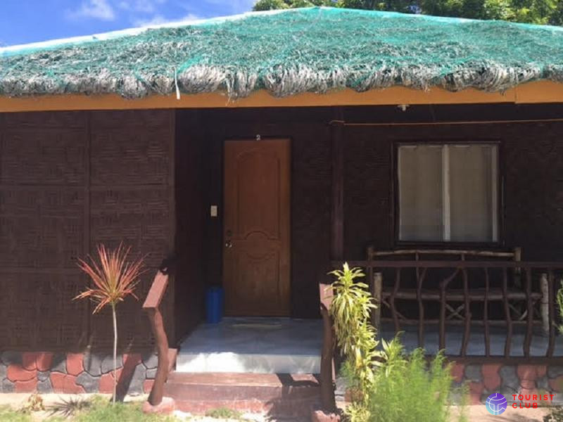 Bantayan Huts - фото отеля