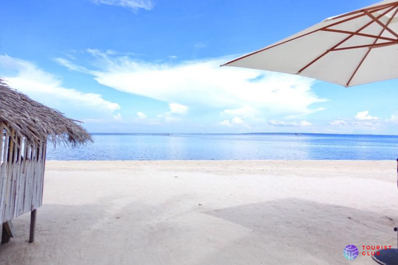 Bantayan Huts - фото отеля