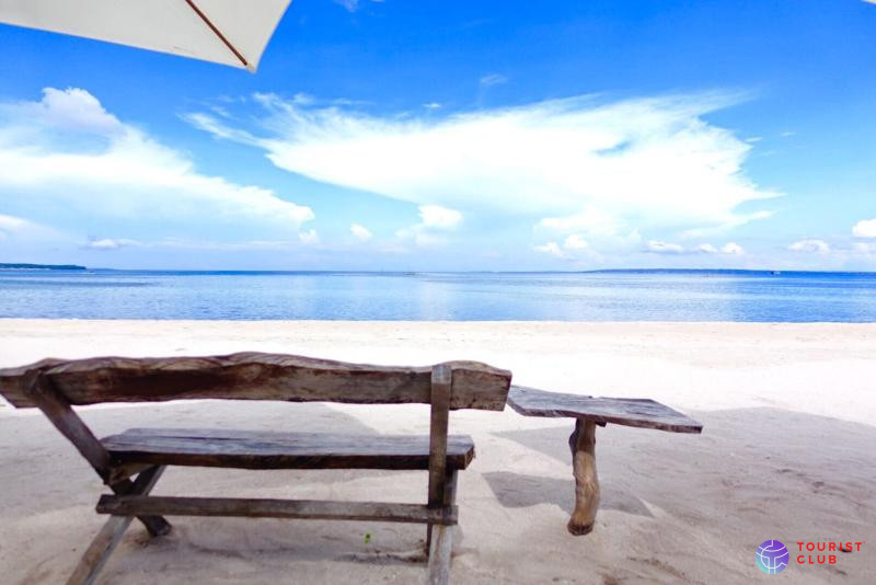 Bantayan Huts - фото отеля