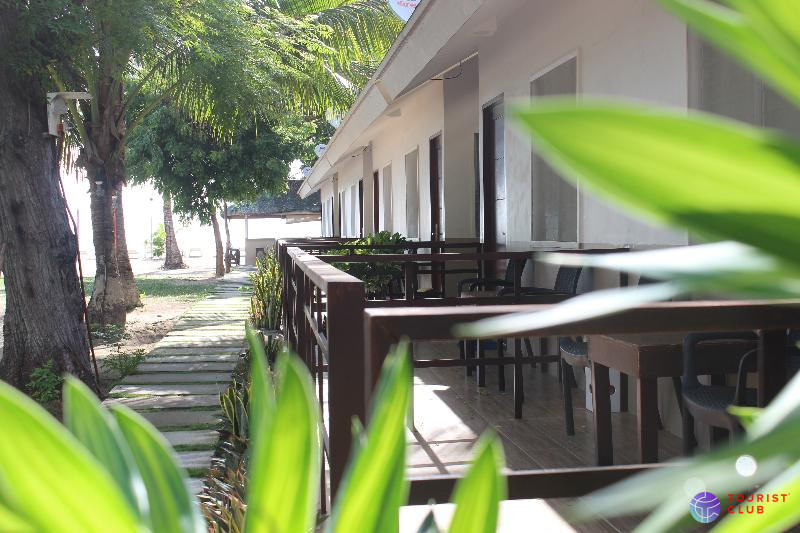 Bantayan Huts - фото отеля
