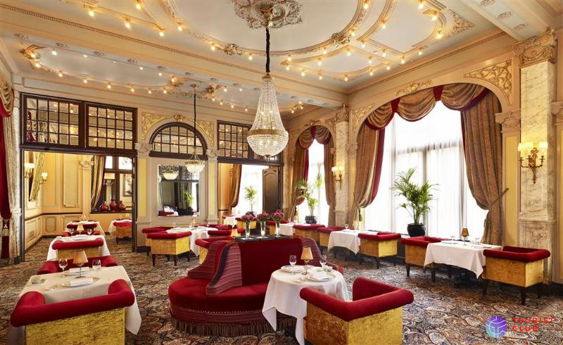 Hotel des Indes, Leading Hotels of the World - фото отеля