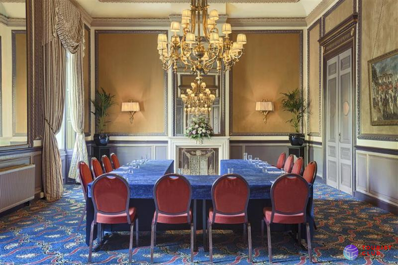 Hotel des Indes, Leading Hotels of the World - фото отеля