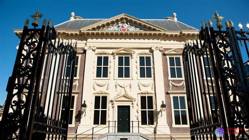 Hotel des Indes, Leading Hotels of the World - фото отеля