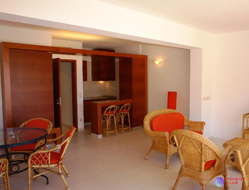 Vila Baleira Porto Santo - фото отеля