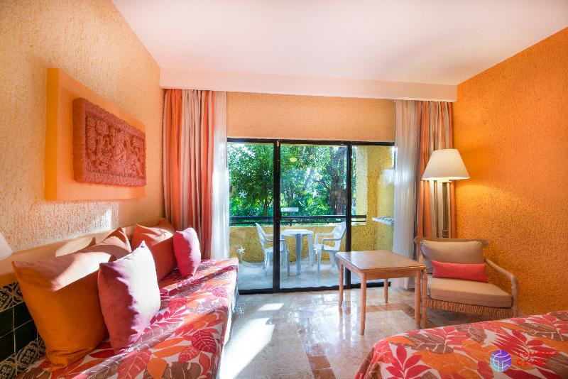 Iberostar Waves Quetzal - фото отеля