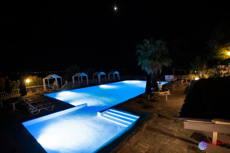 Bianco Olympico Beach Resort - фото отеля