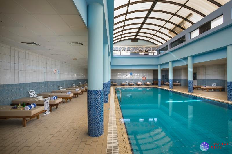 Constantinos The Great Beach Hotel - фото отеля