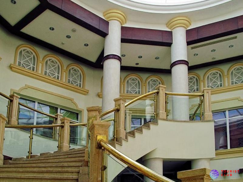 Tiran Island Hotel - фото отеля