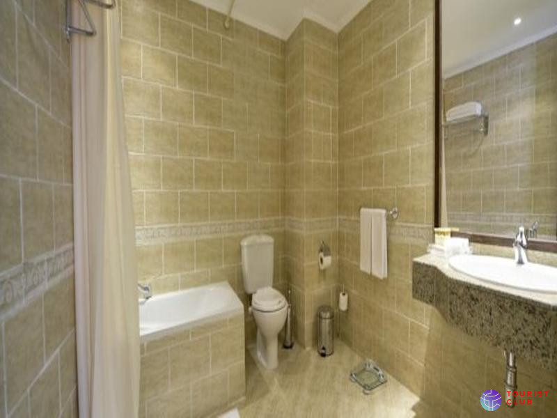 Tiran Island Hotel - фото отеля