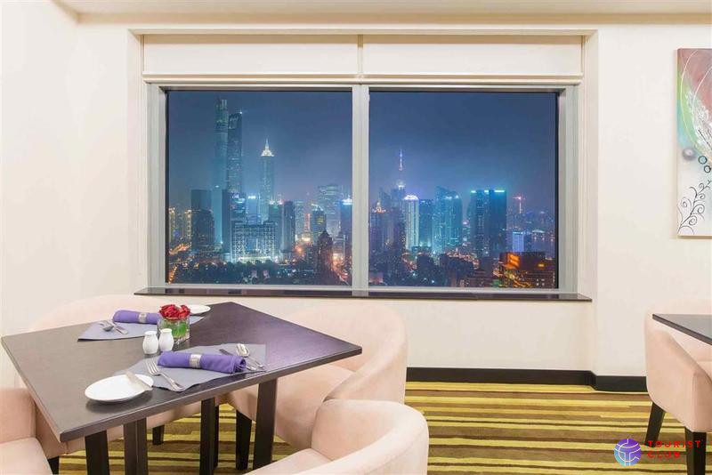 Novotel Shanghai Atlantis - фото отеля