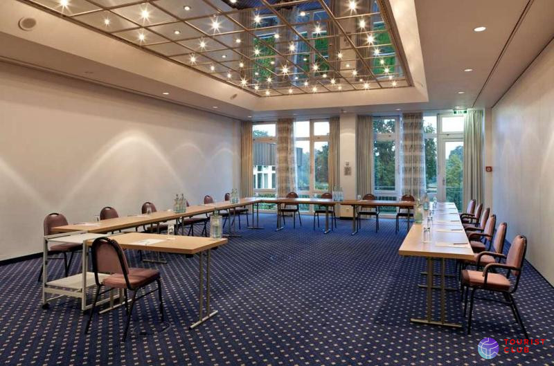 Tryp By Wyndham Bad Bramstedt - фото отеля