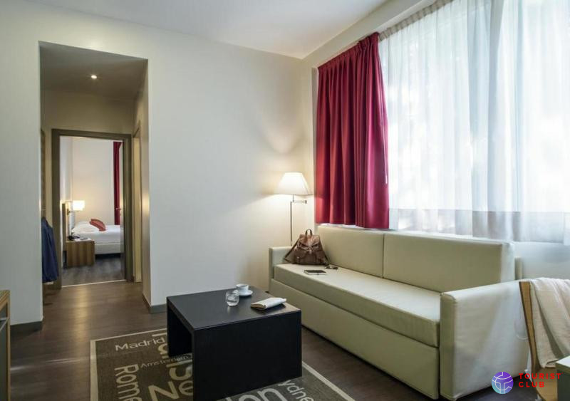 ibis Styles Varese - фото отеля