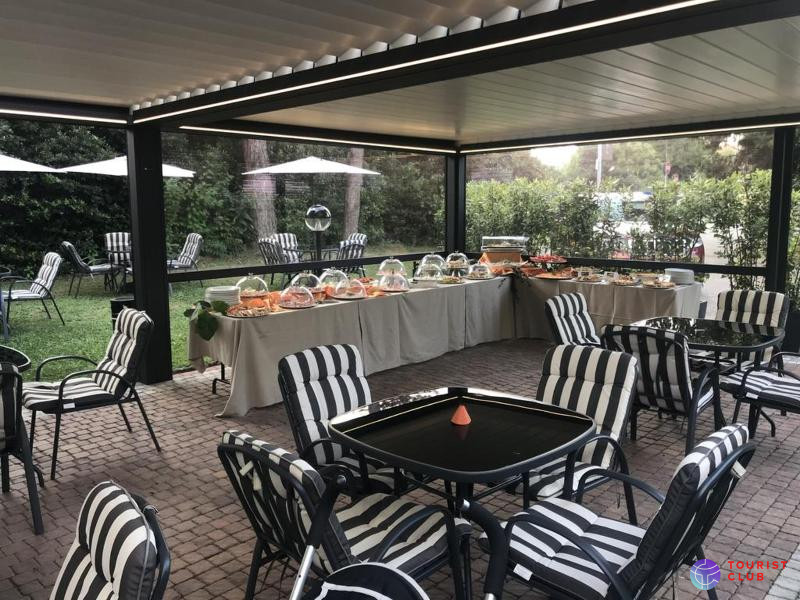 ibis Styles Varese - фото отеля